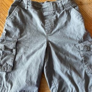 🟣 Boys cargo style shorts